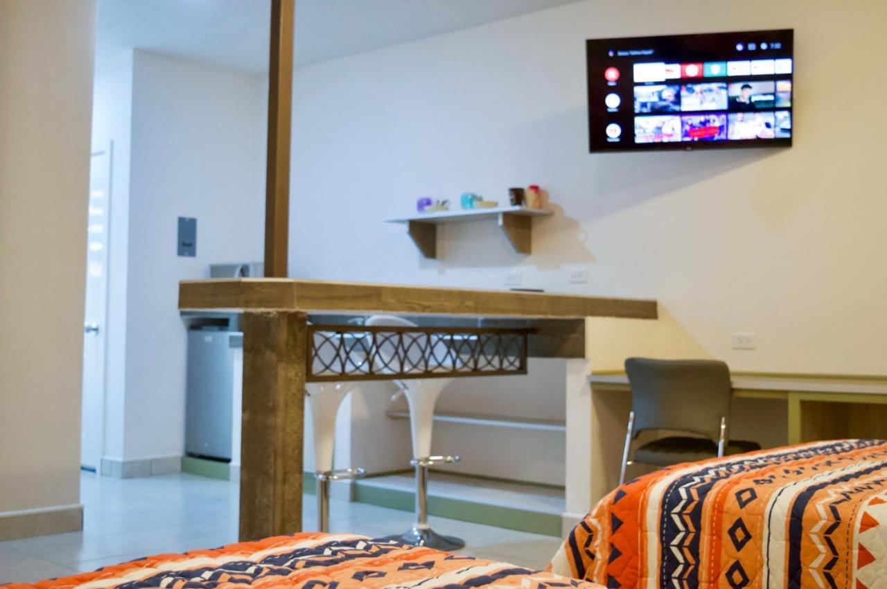 Magnolias Suites Hotel Nuevo Casas Grandes Εξωτερικό φωτογραφία